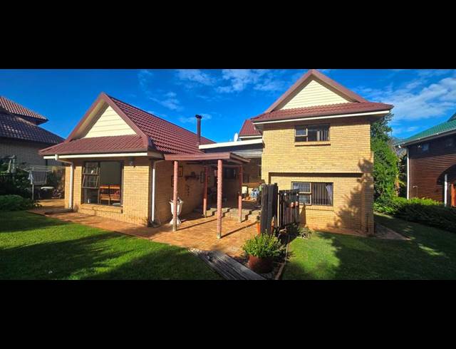 3 BEDROOM HOUSE FOR SALE IN DOLPHIN CREEK GOLF ESTATE
